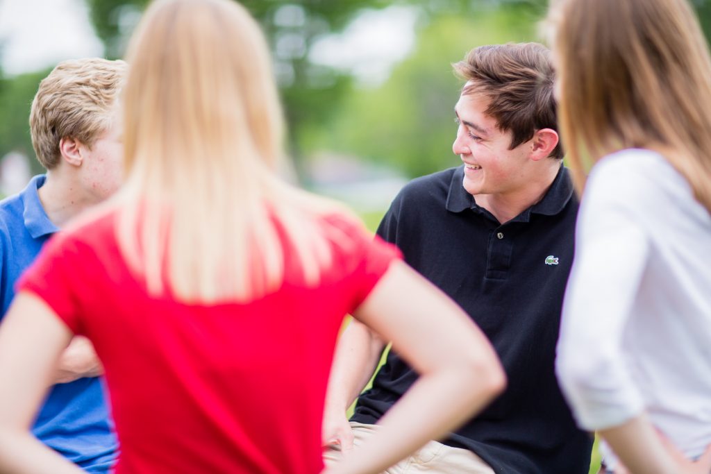 Local and Online Resources for Teens Safe Connections